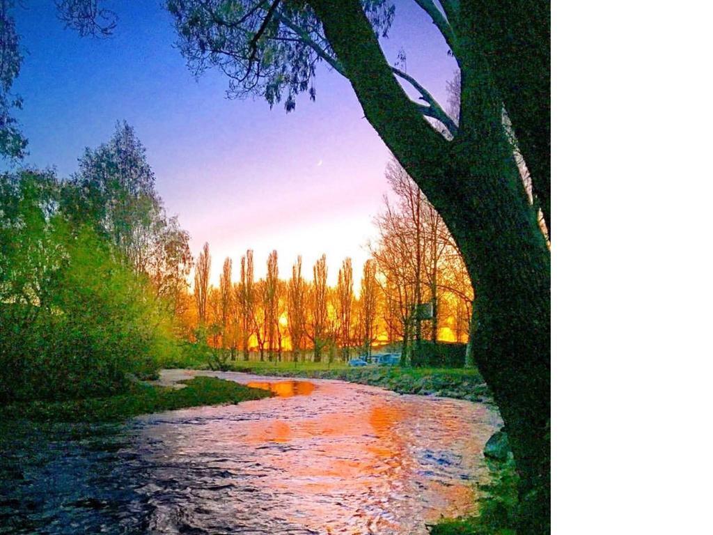 Colac Colac Caravan Park Corryong Dış mekan fotoğraf