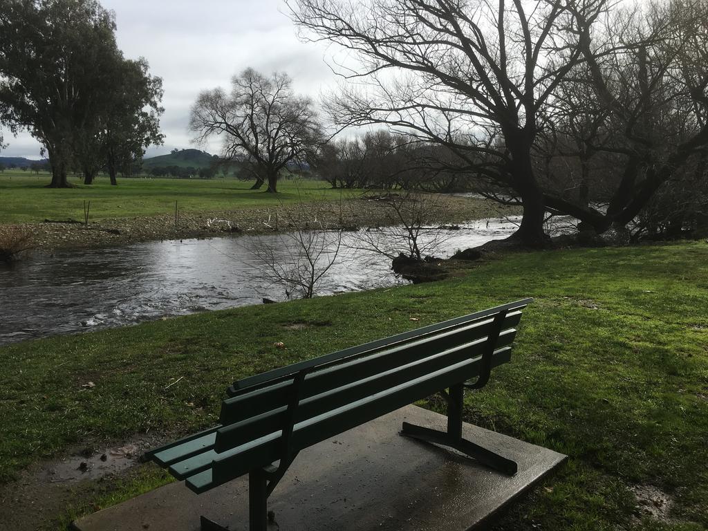 Colac Colac Caravan Park Corryong Dış mekan fotoğraf